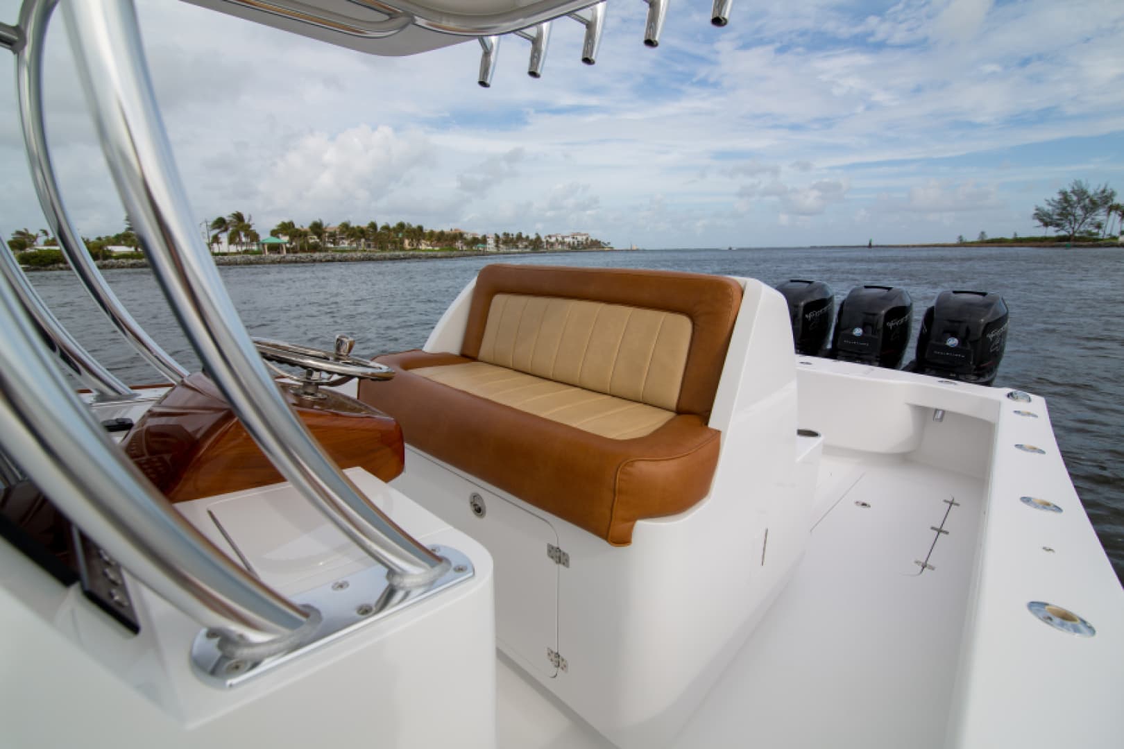 2022 Tribute Center Console — photo 6