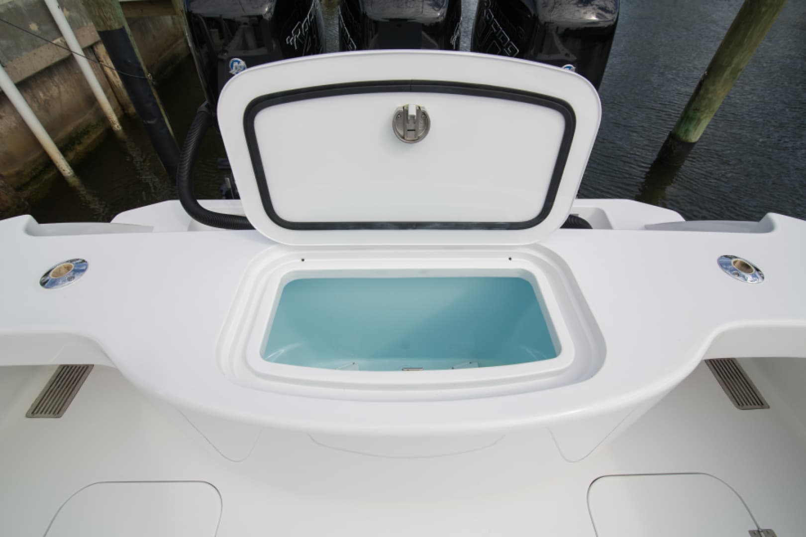 2022 Tribute Center Console — photo 22