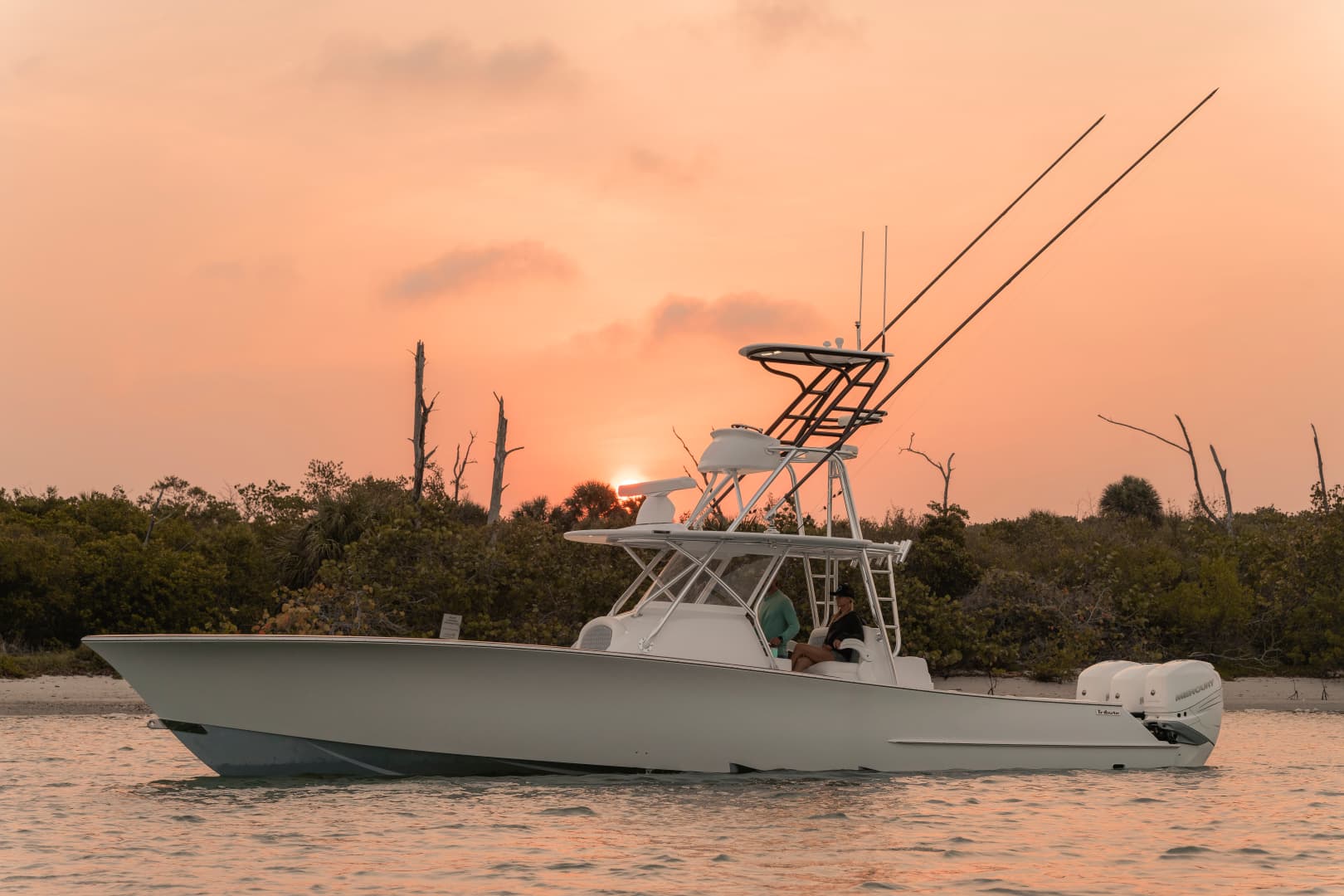 2022 Tribute Center Console — photo 32