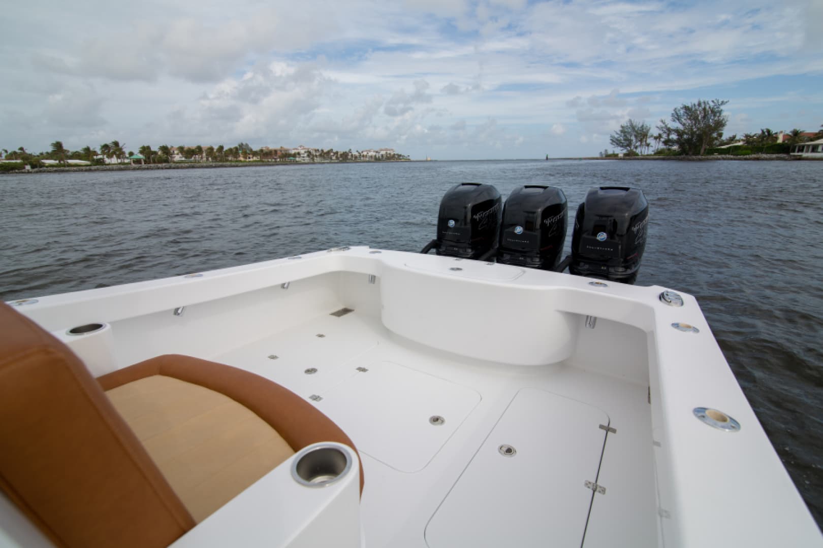 2022 Tribute Center Console — photo 19