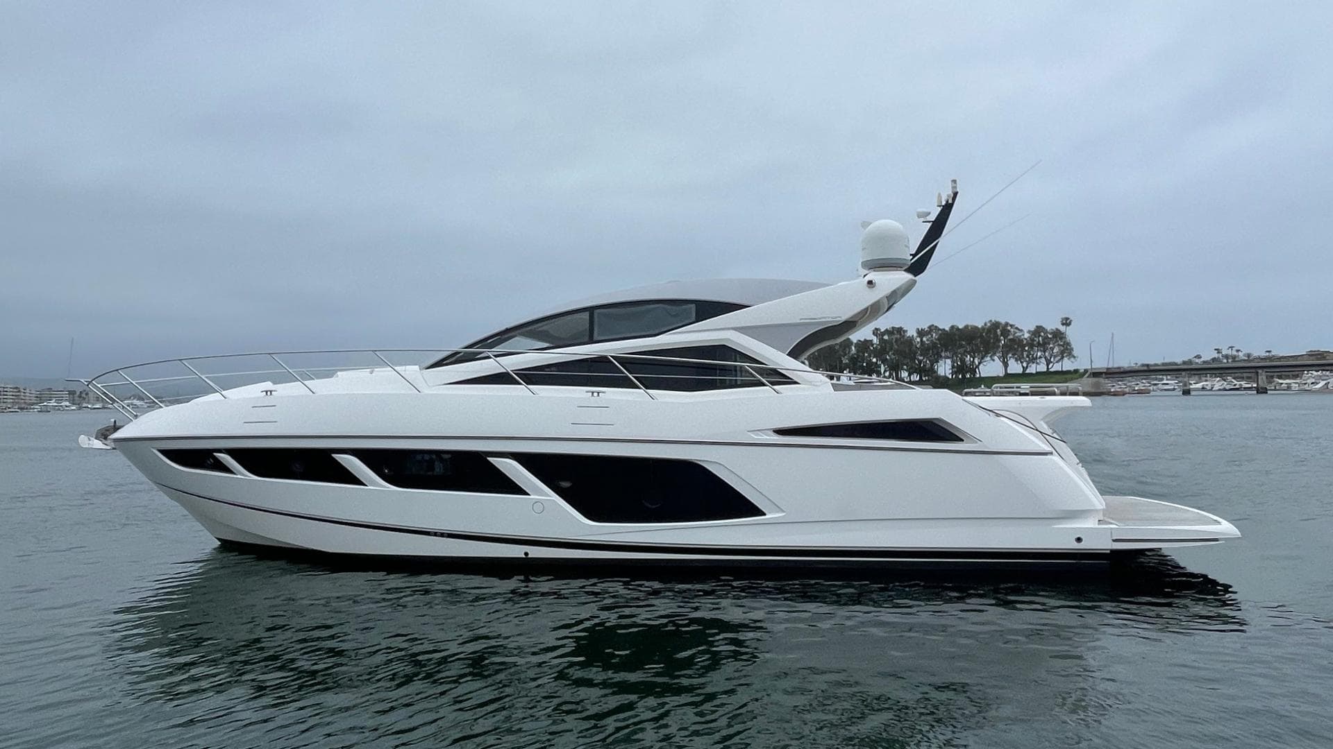 2015 Sunseeker Predator — photo 1