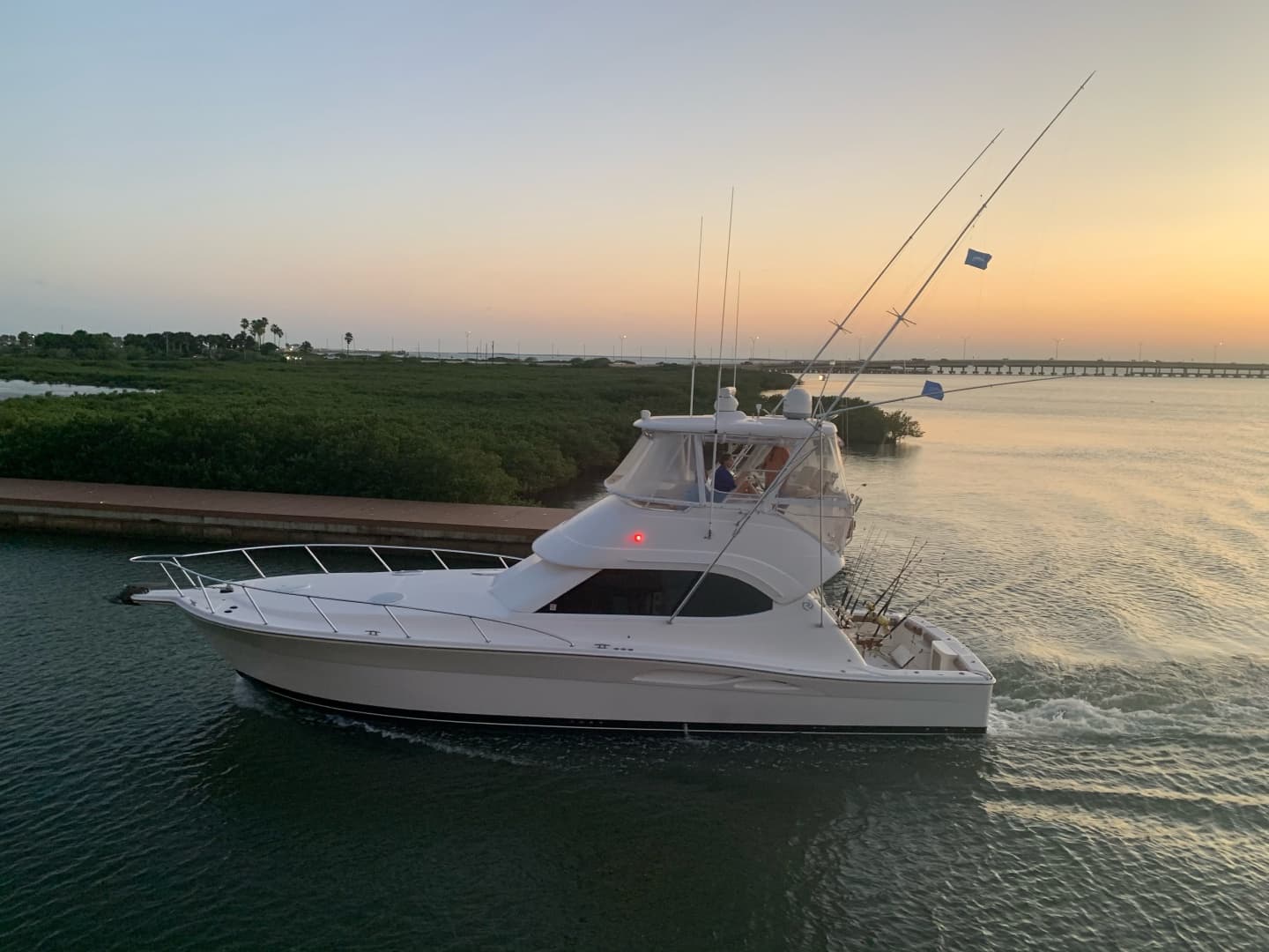 2008 Riviera 42 Flybridge — photo 4