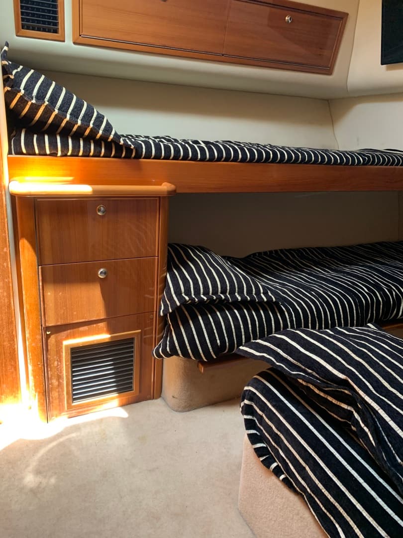 2008 Riviera 42 Flybridge — photo 17