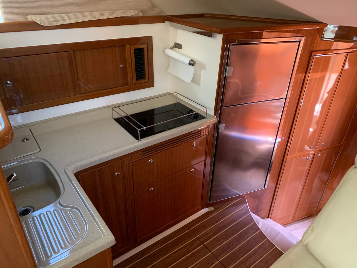 2008 Riviera 42 Flybridge — photo 11