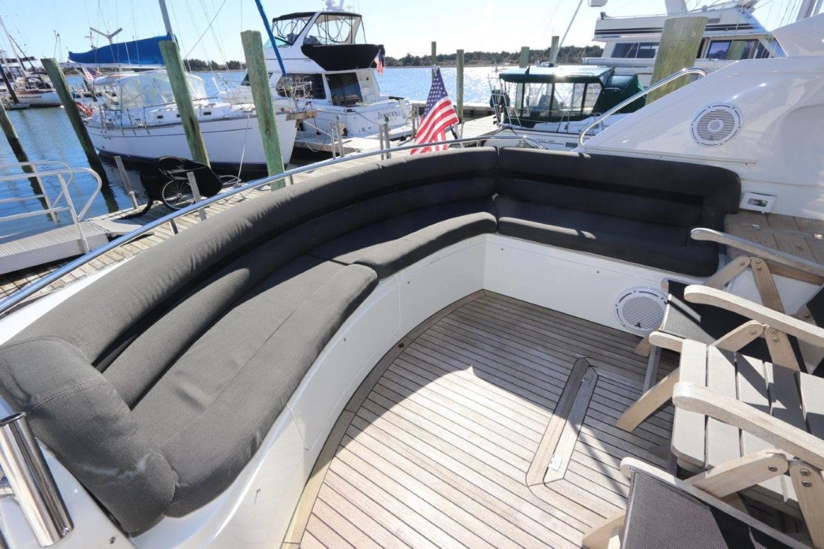 2004 Sunseeker Predator — photo 6