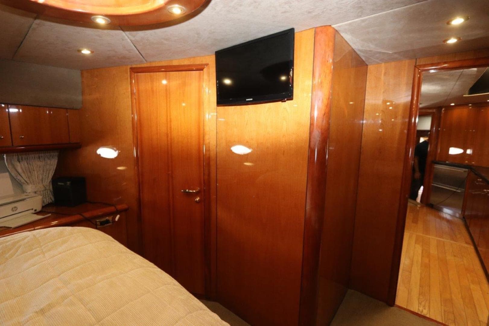 2004 Sunseeker Predator — photo 26