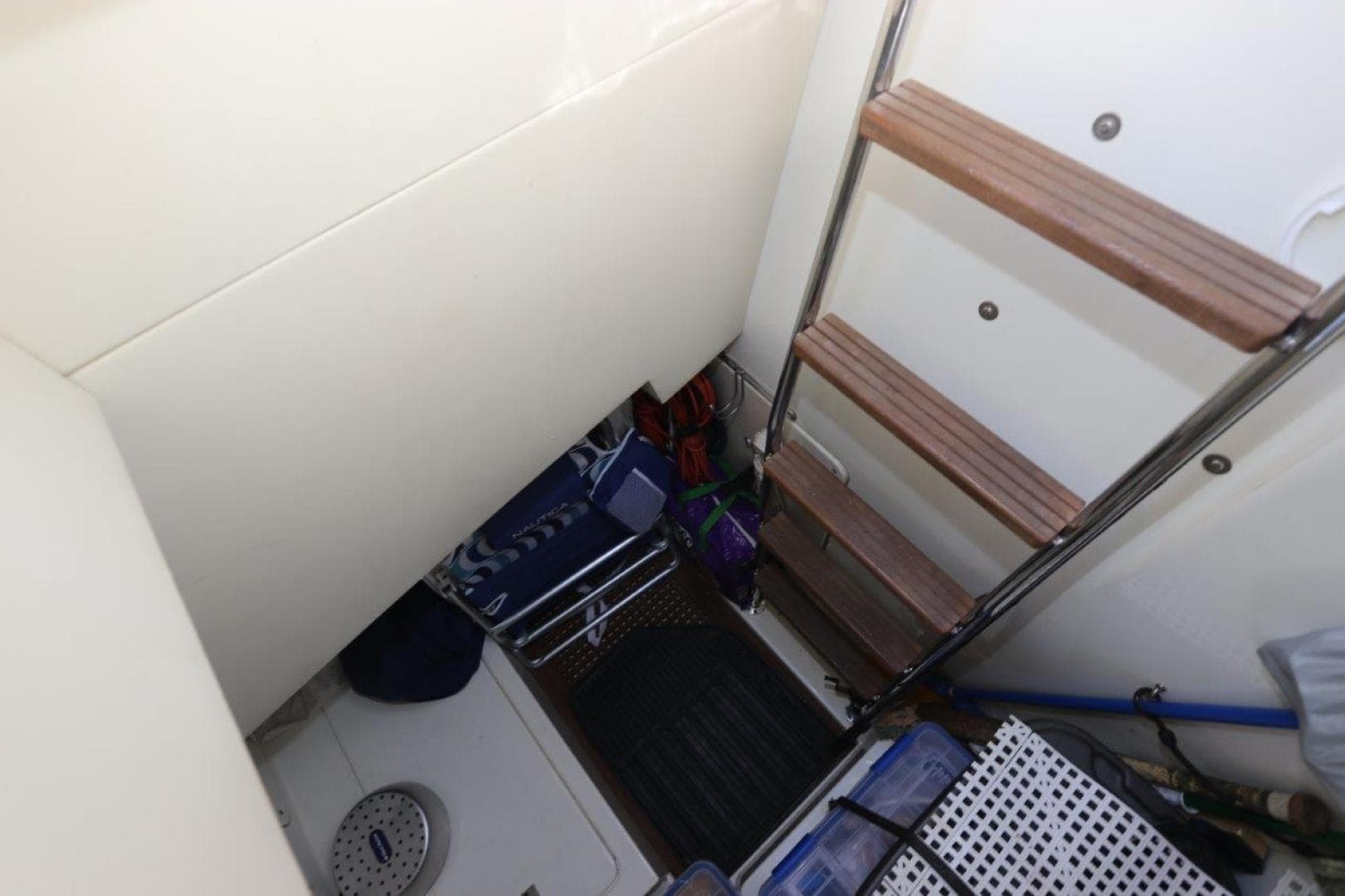 2004 Sunseeker Predator — photo 11