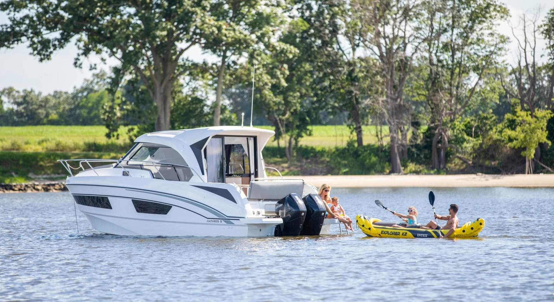 2025 Beneteau Antares 9 — photo 6