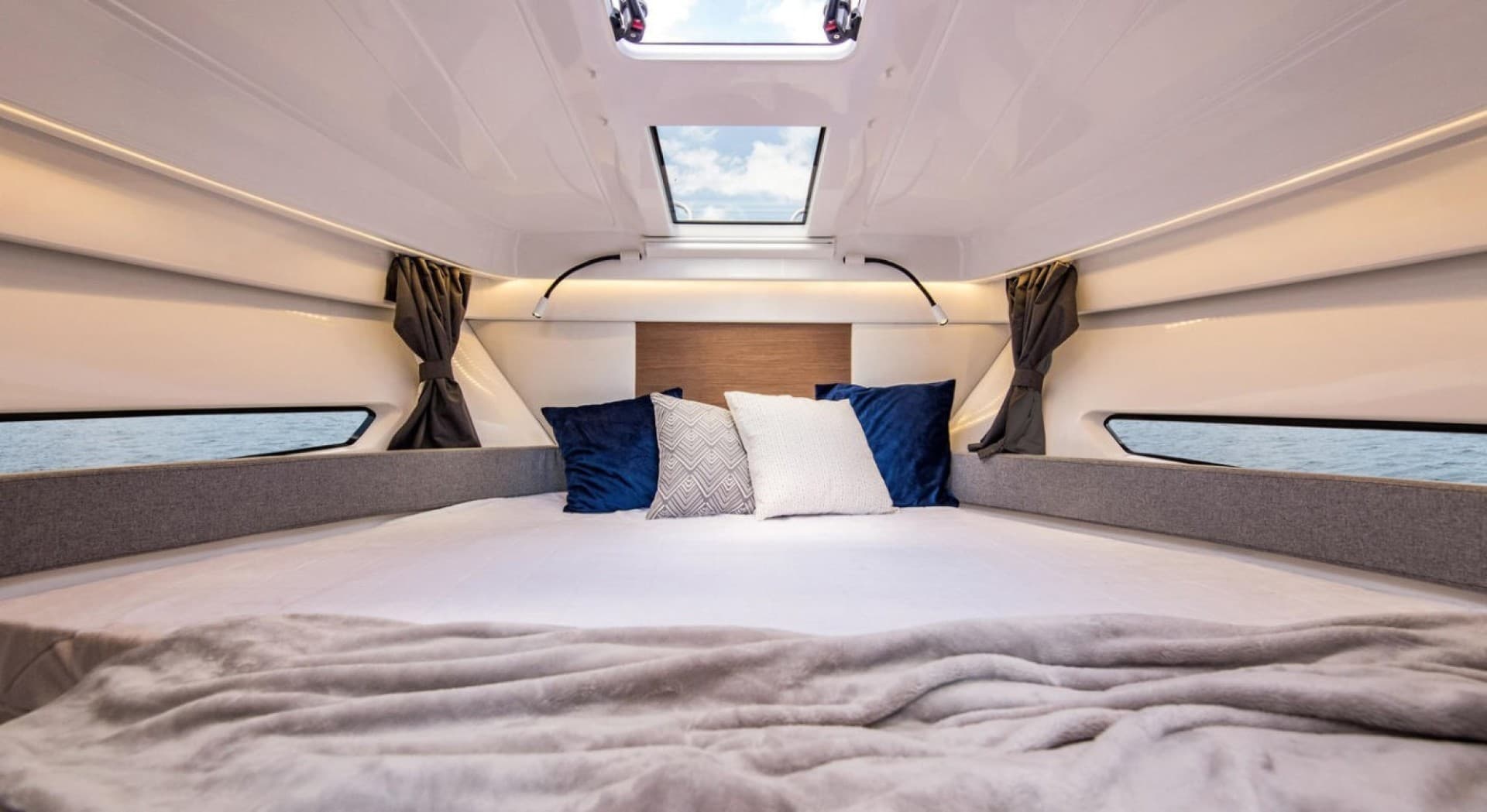 2025 Beneteau Antares 9 — photo 14