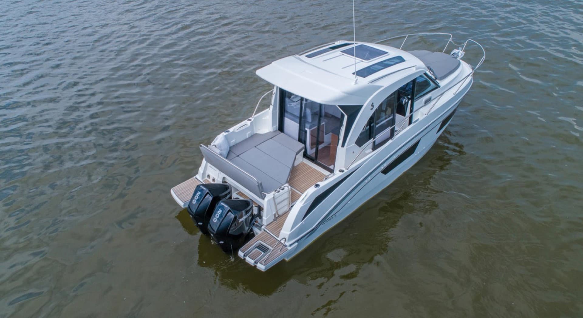 2025 Beneteau Antares 9 — photo 17