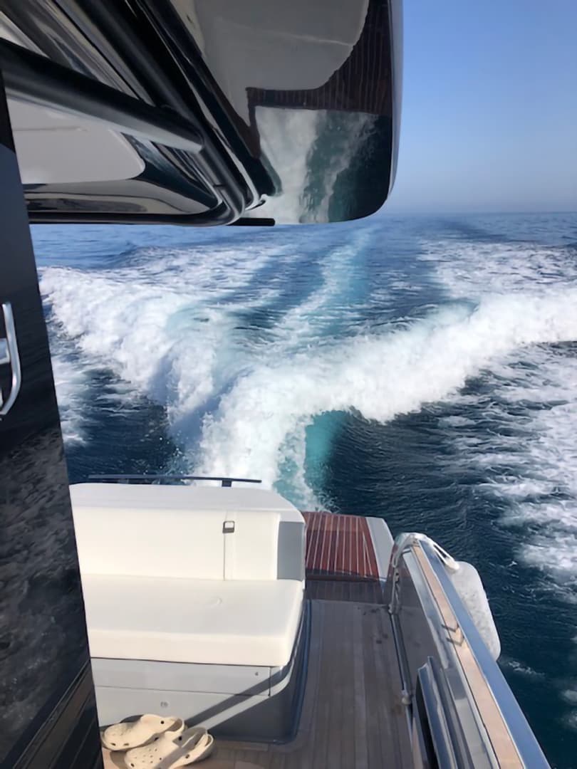 2018 Invictus 370 GT — photo 5