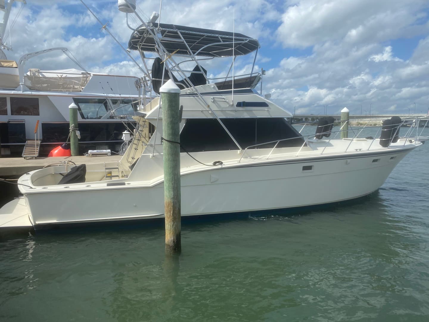 1986 Hatteras Sport Fish Convertible — photo 2