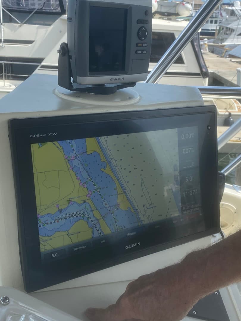 1986 Hatteras Sport Fish Convertible — photo 7