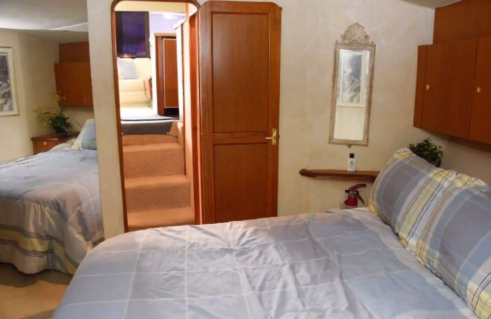 1999 Ocean Yachts 45 Super Sport Convertible — photo 10