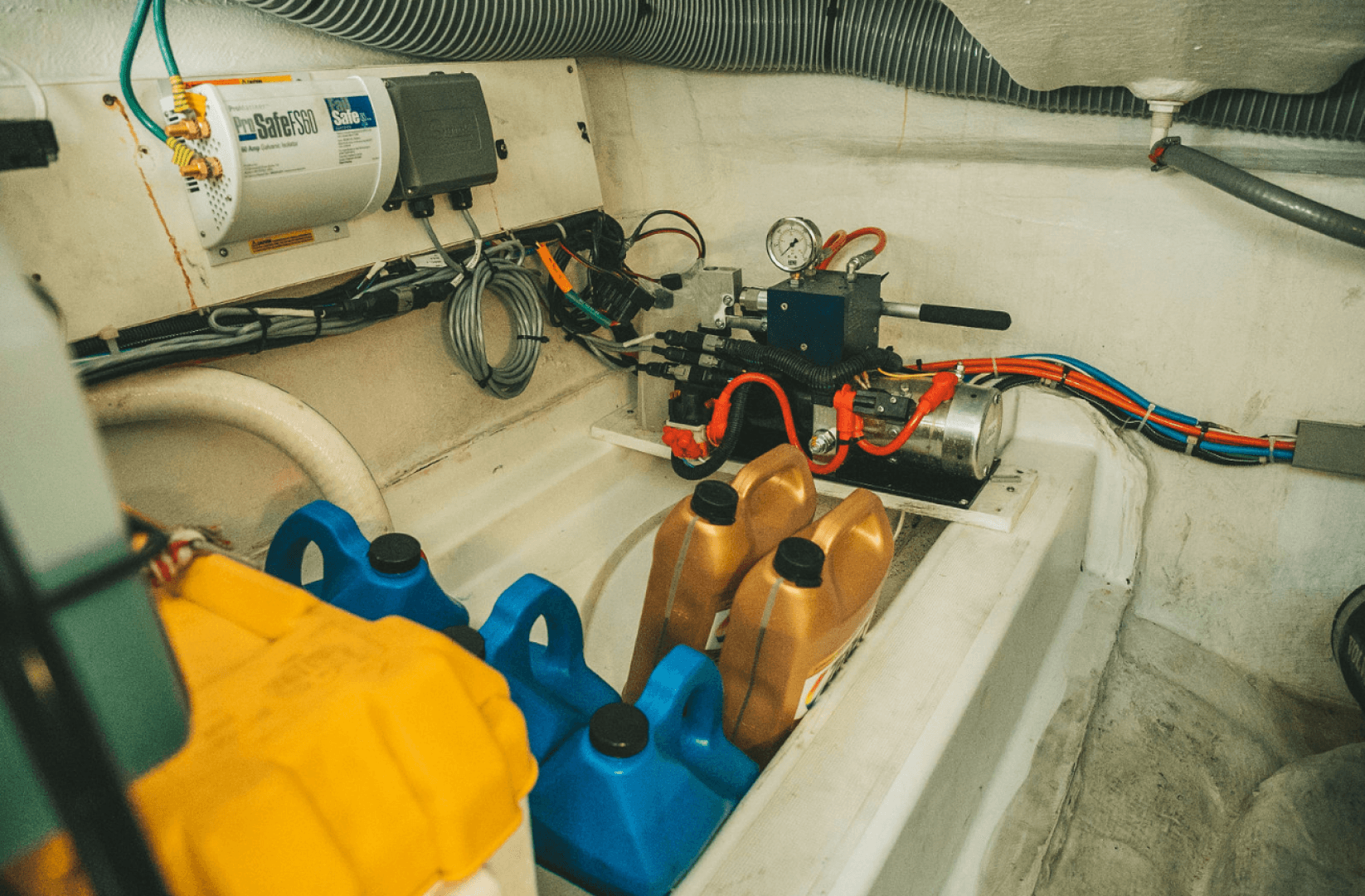 2010 Beneteau Monte Carlo 47 — photo 43