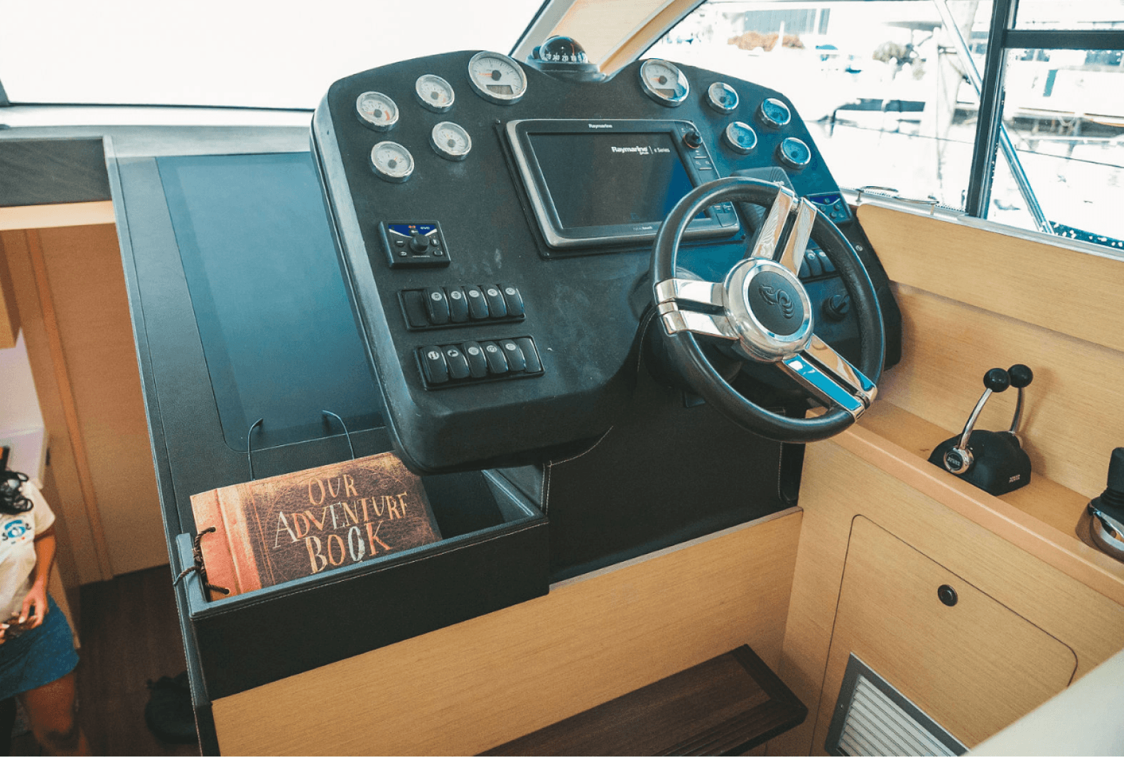 2010 Beneteau Monte Carlo 47 — photo 15