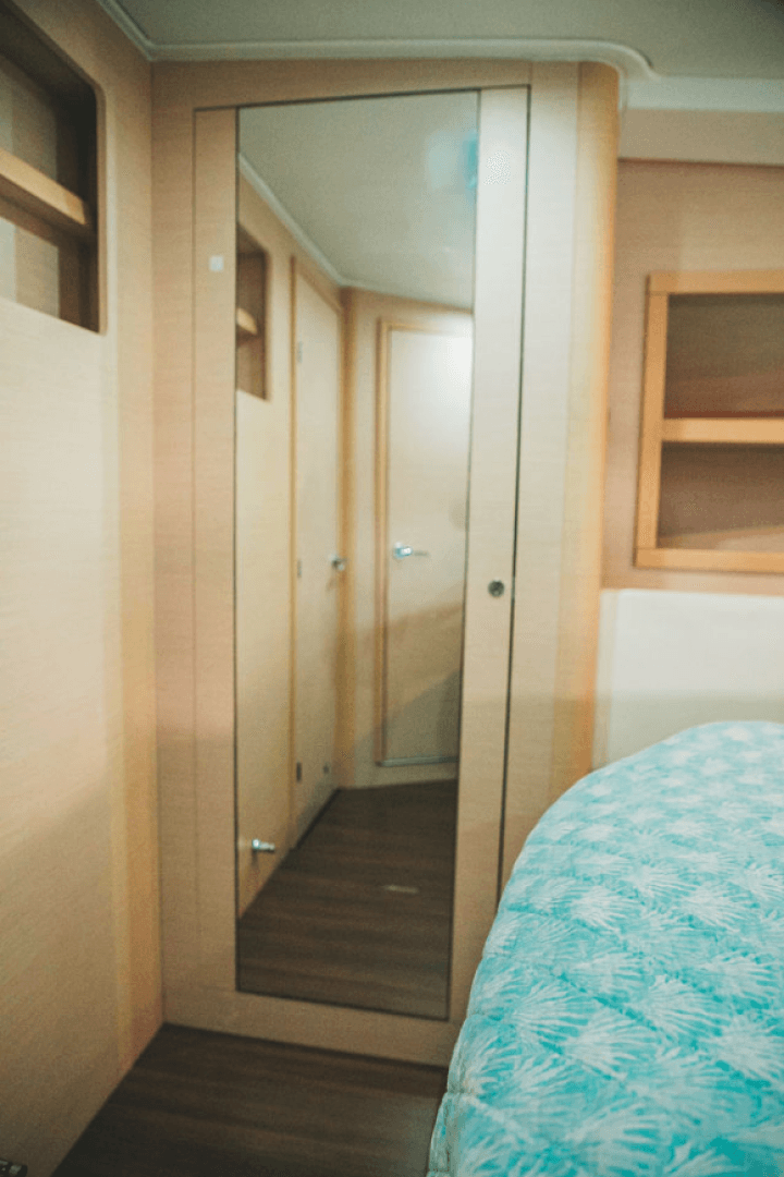 2010 Beneteau Monte Carlo 47 — photo 34