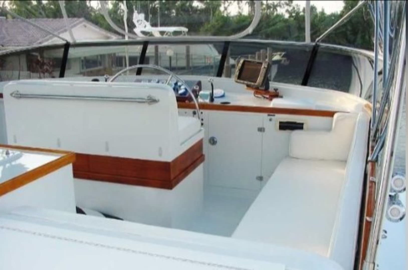 1965 Burger Cockpit Flybridge — photo 8