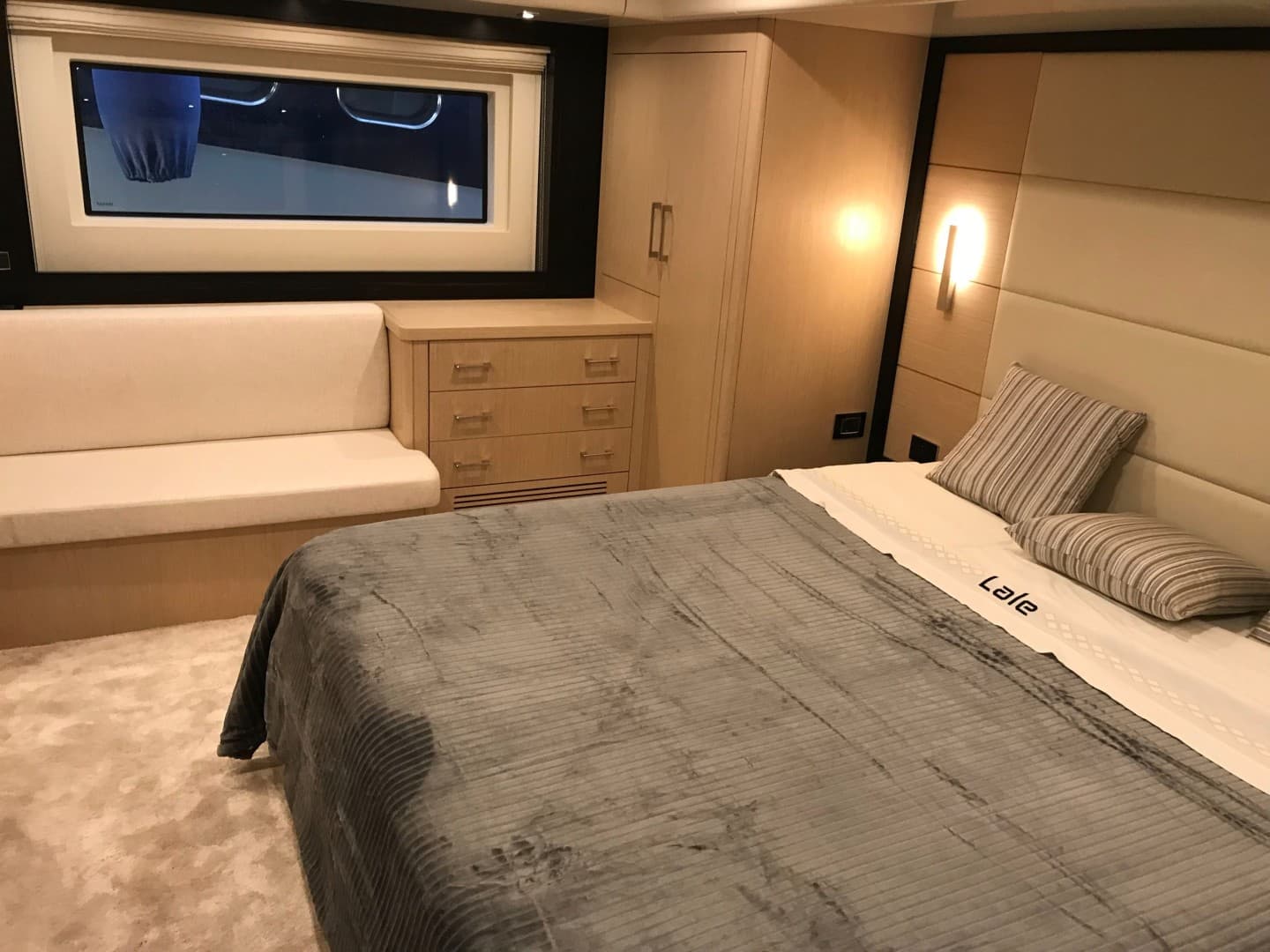 2019 Sirena 58 Flybridge — photo 8