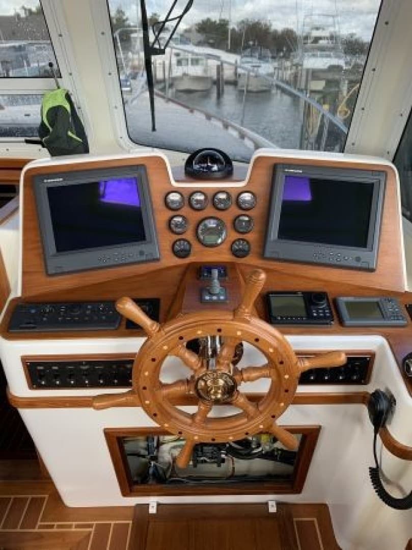 2007 Northern Bay 38 — photo 23