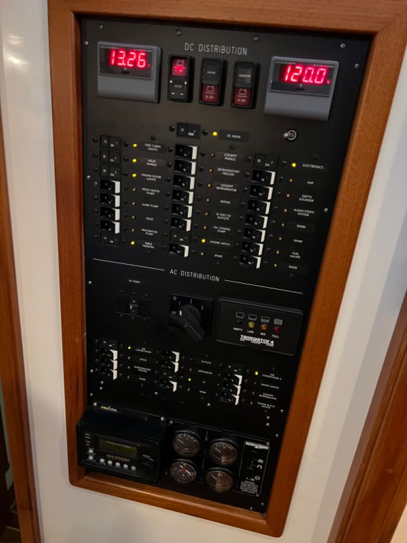 2007 Northern Bay 38 — photo 57