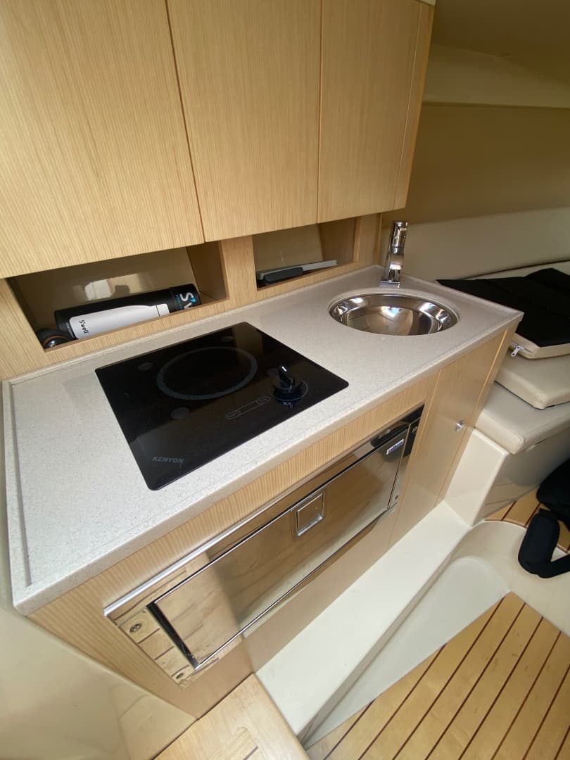 2018 Chris-Craft Corsair 34 — photo 37