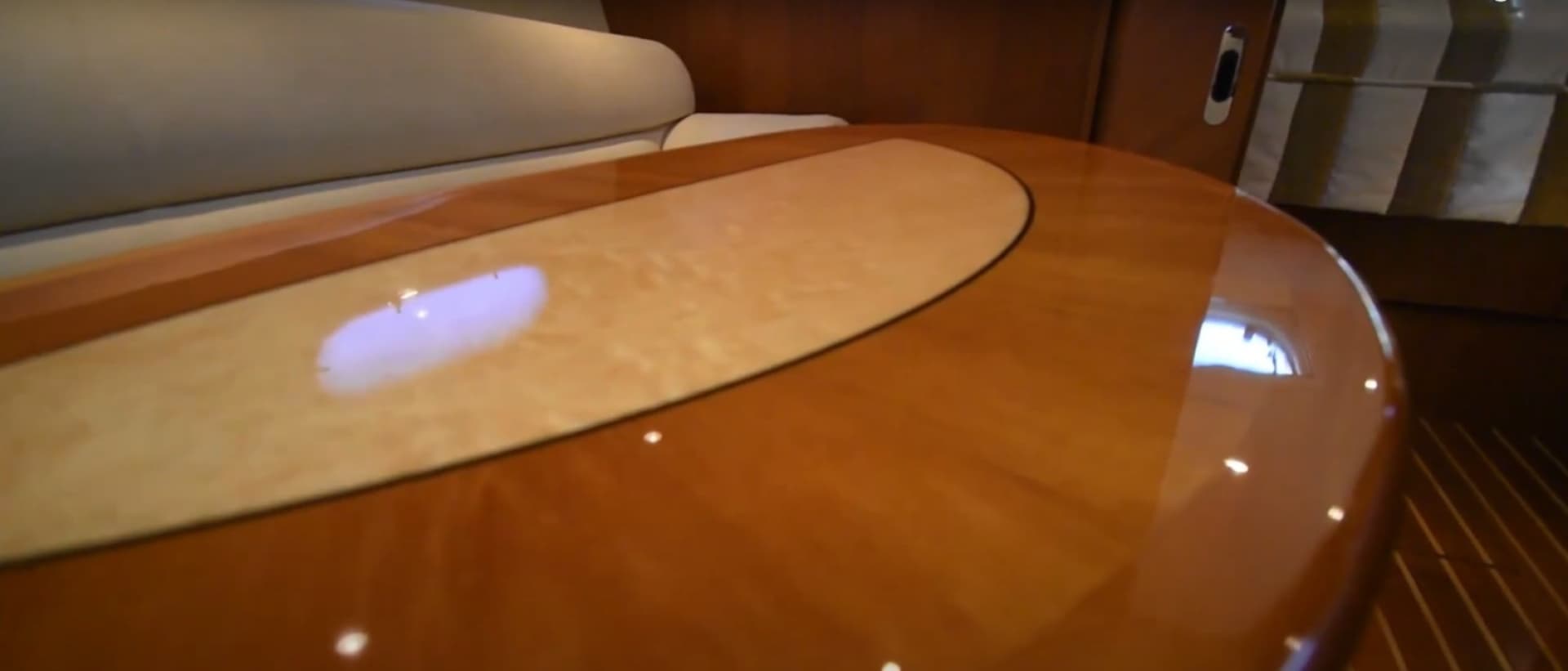 2008 Tiara Yachts 3900 Sovran — photo 18