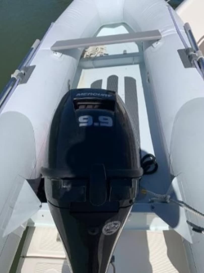 2008 Tiara Yachts 3900 Sovran — photo 5