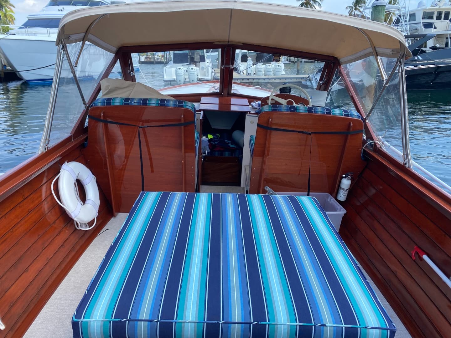 1963 Chris-Craft Open Roundabout — photo 10