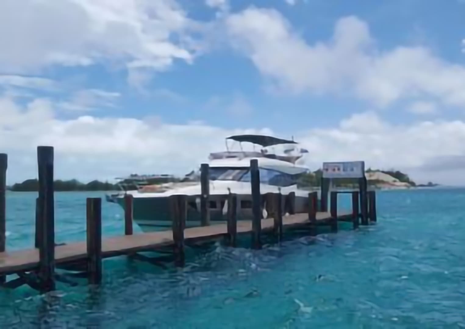 2015 Prestige 550 — photo 3