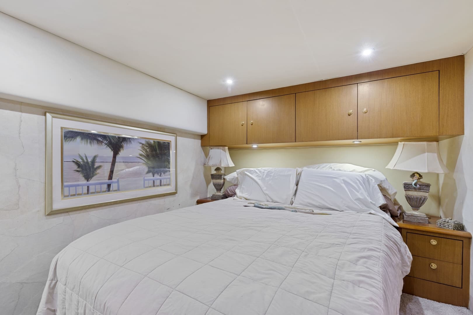 2001 Ocean Yachts 52 SS — photo 14