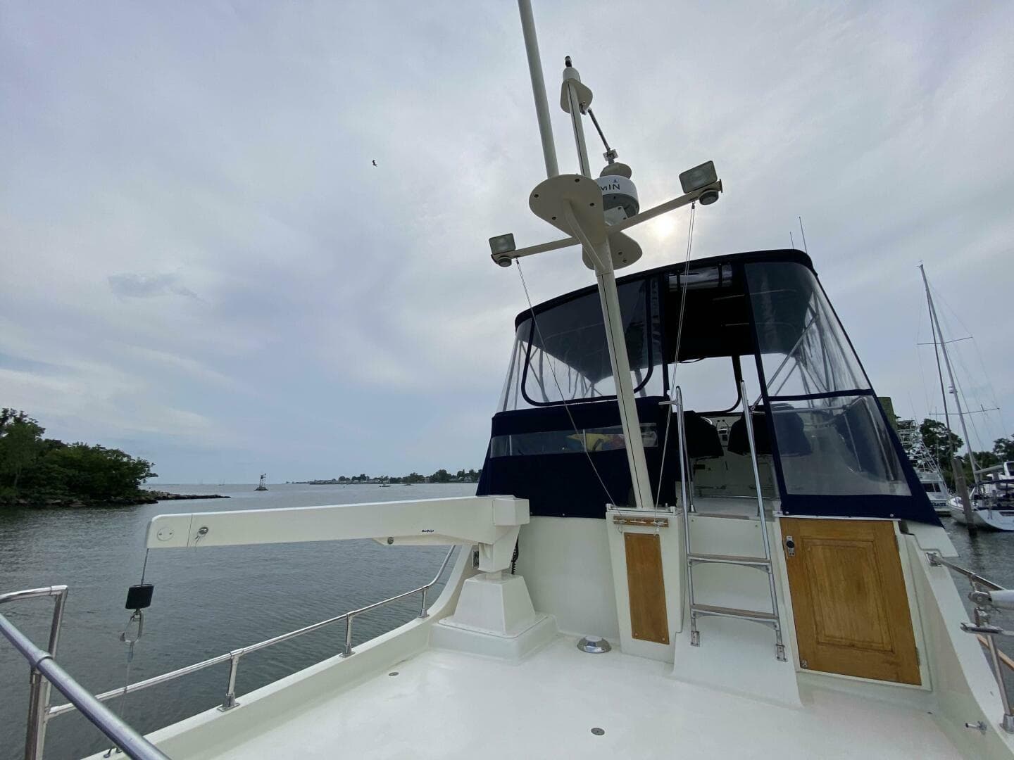 1983 Tollycraft Aft Cabin — photo 13