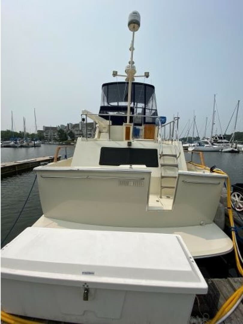 1983 Tollycraft Aft Cabin — photo 7