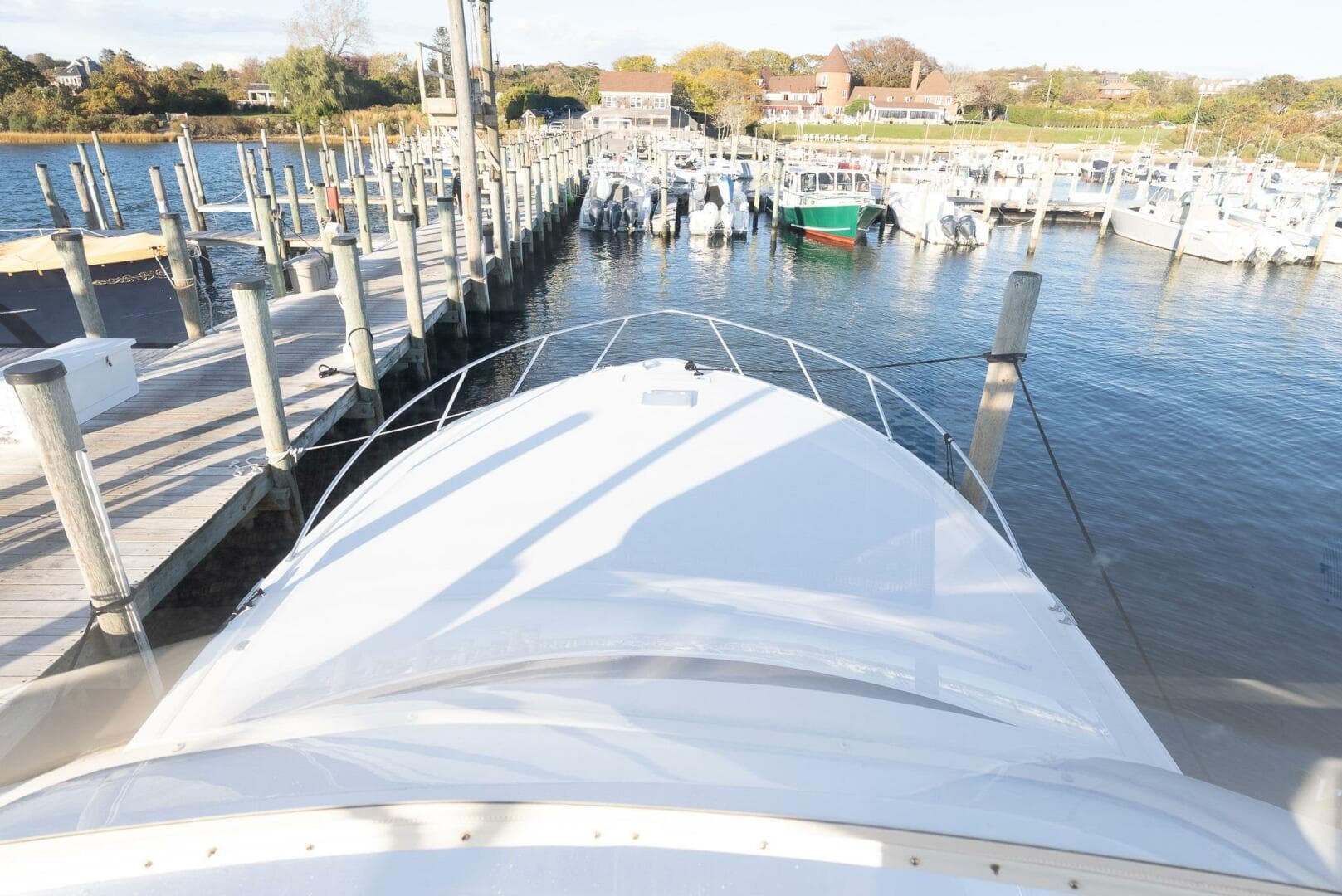 2002 Viking 52 Convertible — photo 3