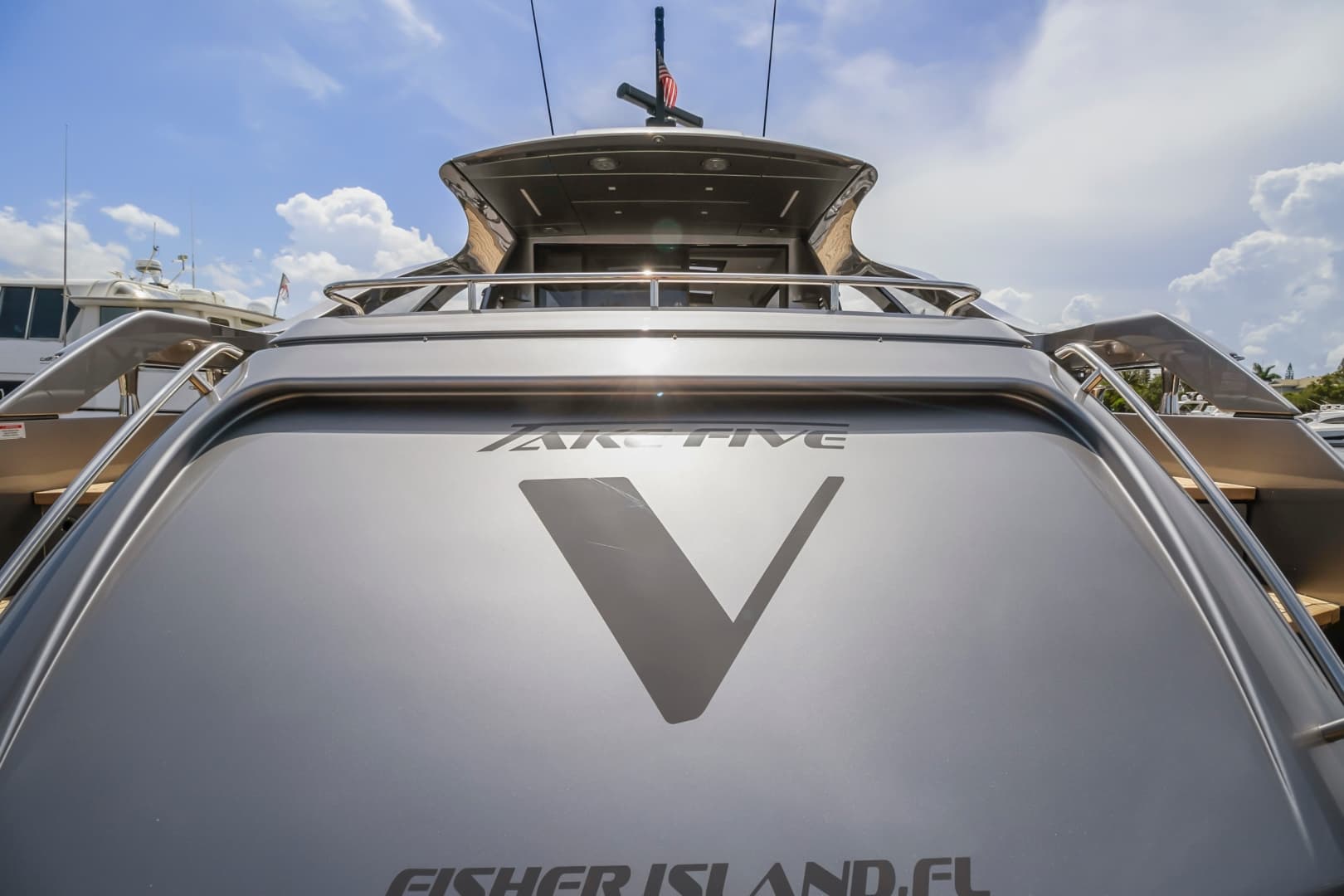 2020 Pershing 7X — photo 12