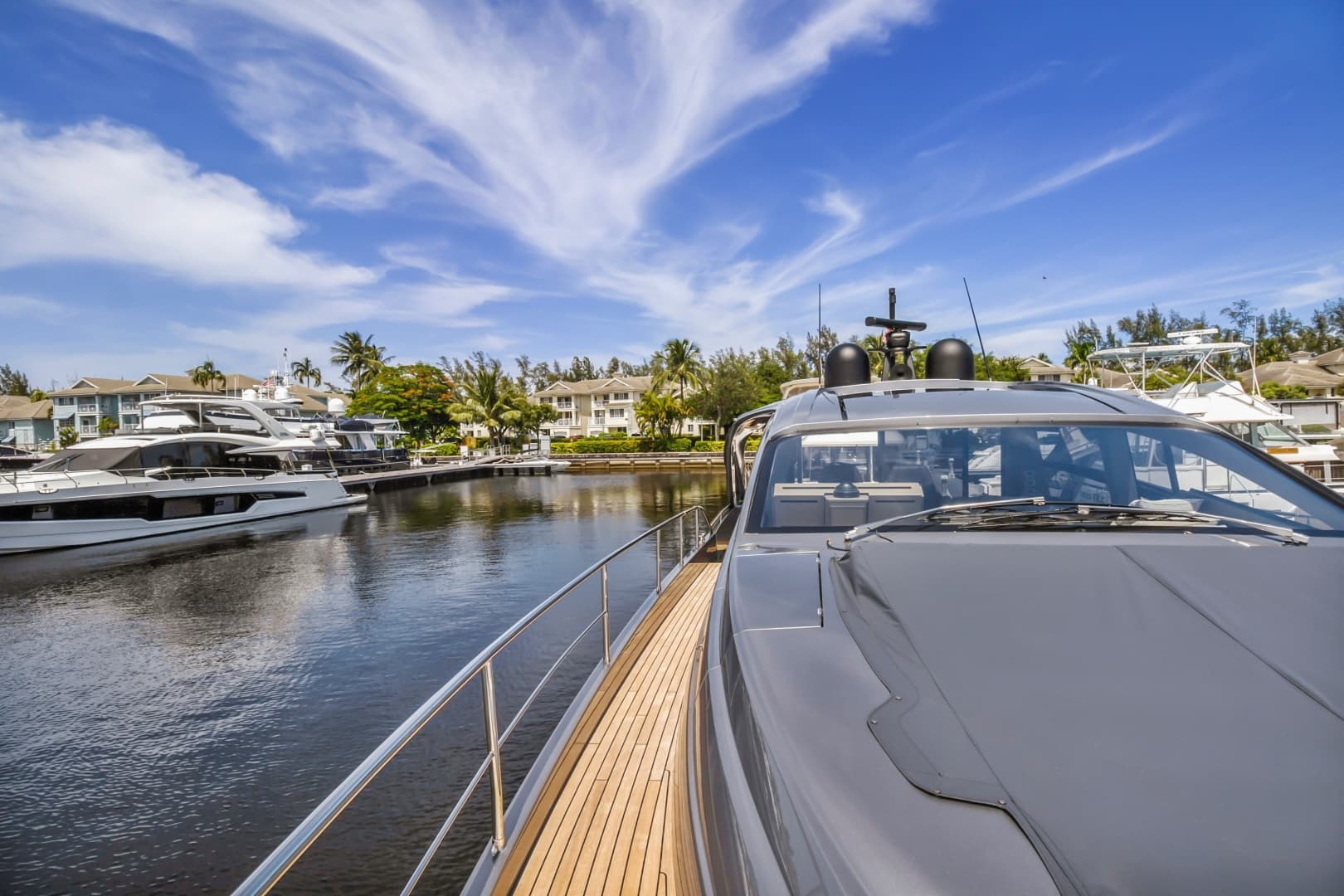 2020 Pershing 7X — photo 8