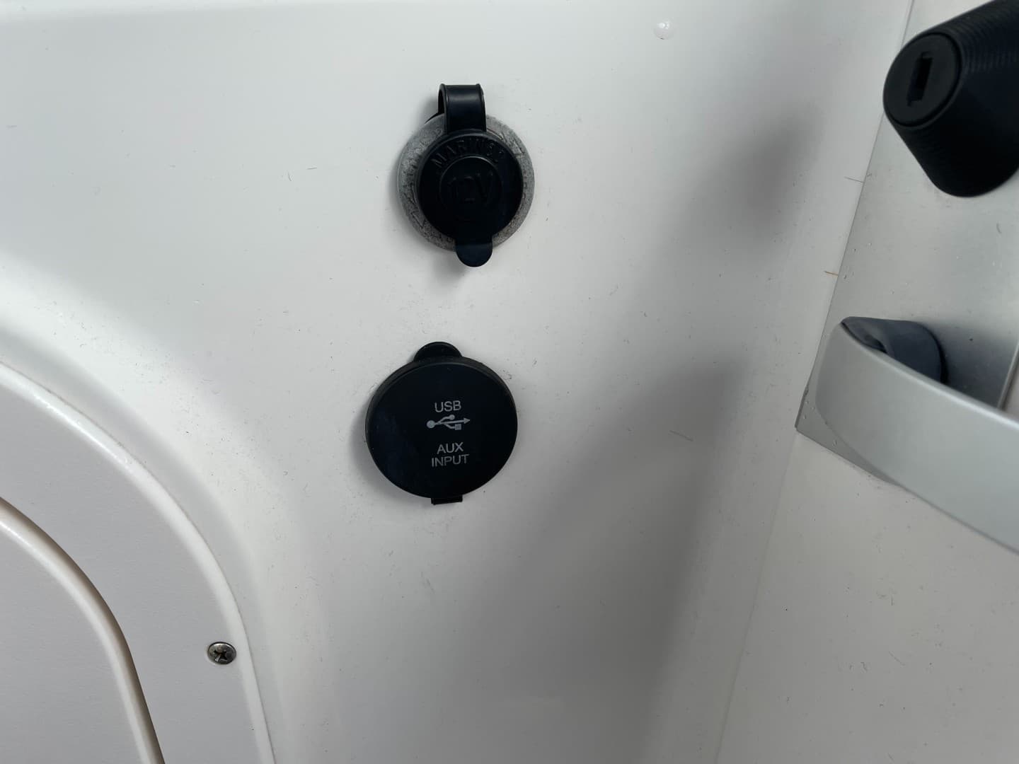 2005 Chaparral 236 Sunesta — photo 14