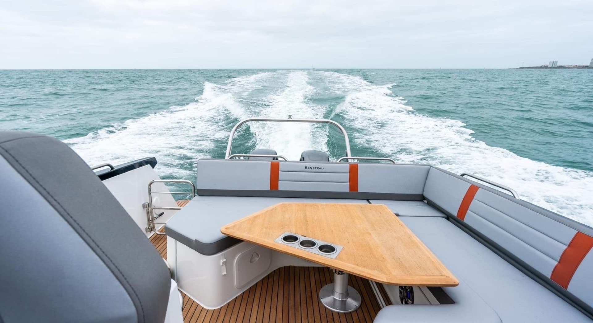 2026 Beneteau Flyer 10 — photo 14