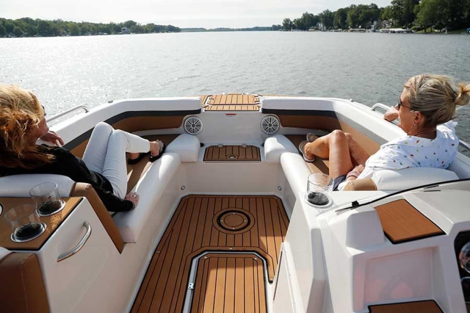 2025 Starcraft 191 Svx OB — photo 3