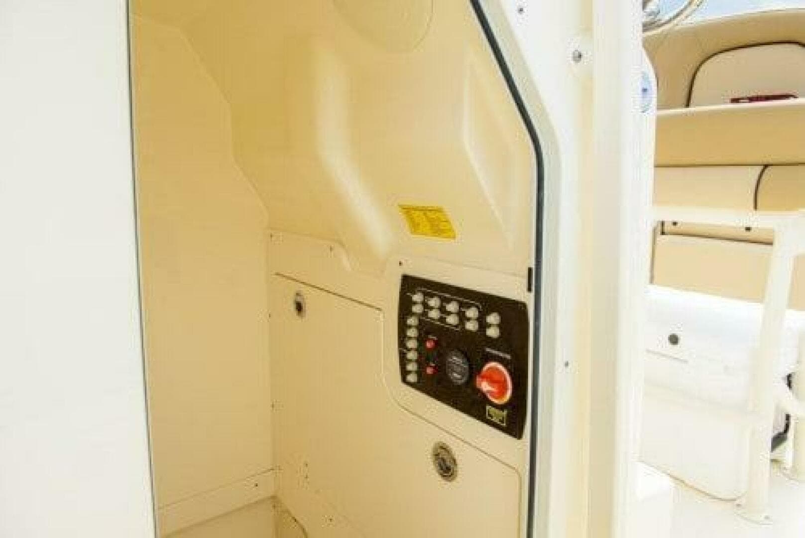 2026 Scout 215 Xsf — photo 13