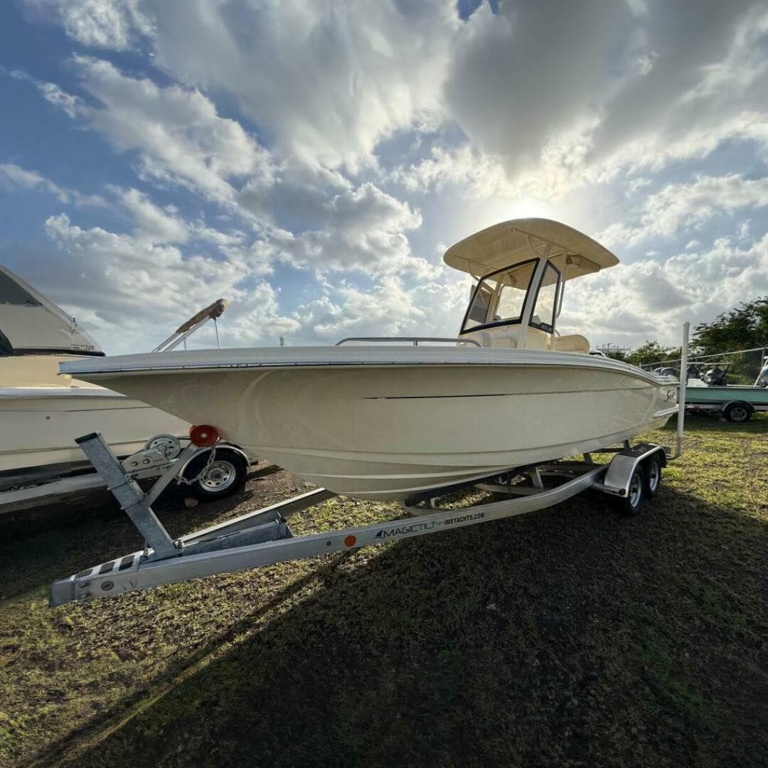 2026 Scout 215 Xsf — photo 2