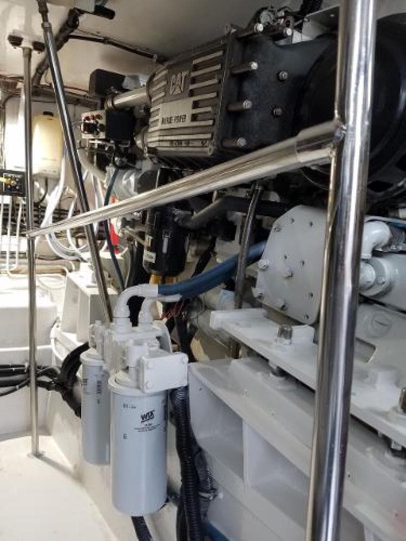 1988 Hatteras Convertible — photo 20