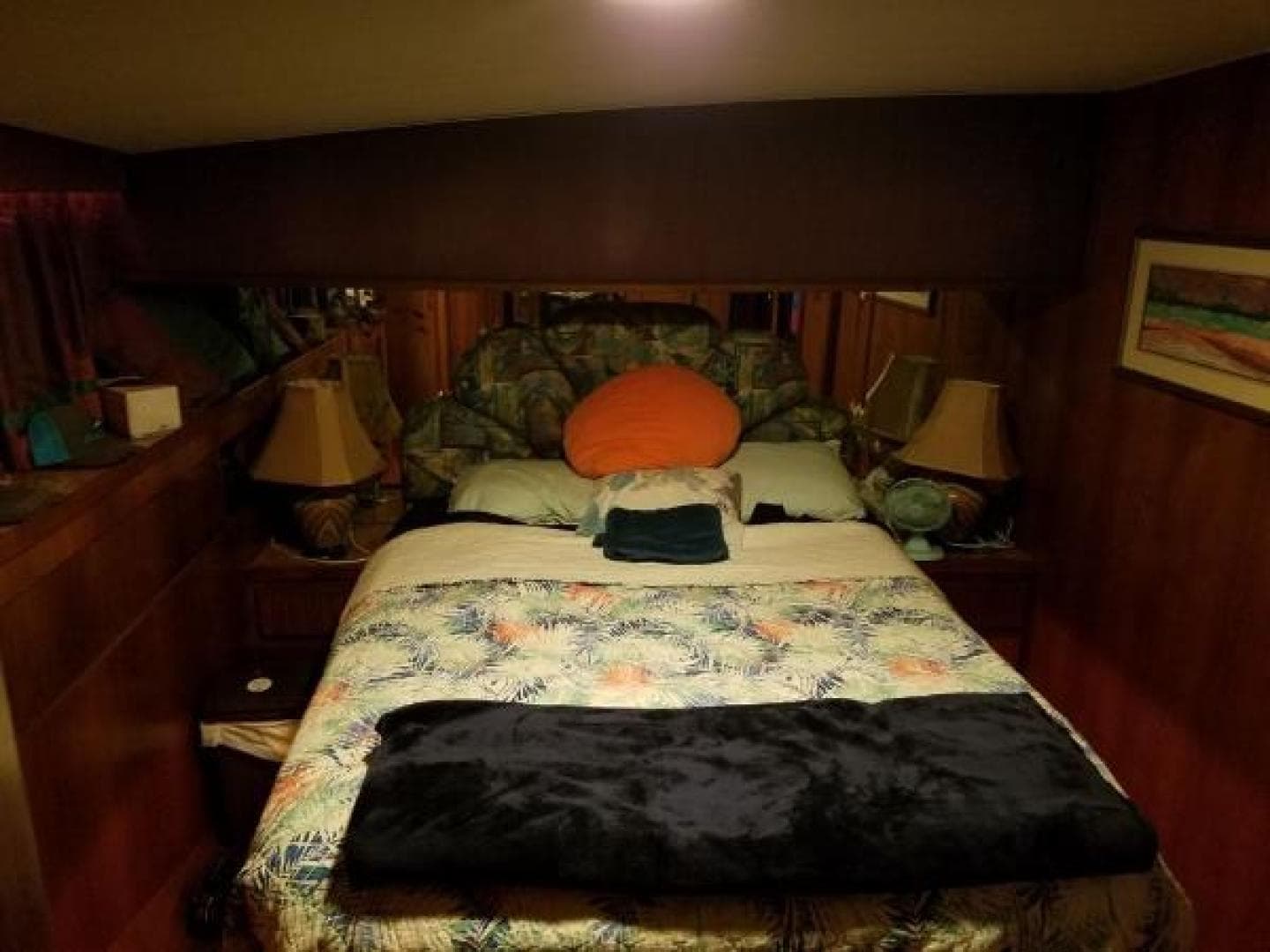 1988 Hatteras Convertible — photo 9