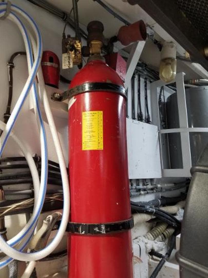 1988 Hatteras Convertible — photo 22