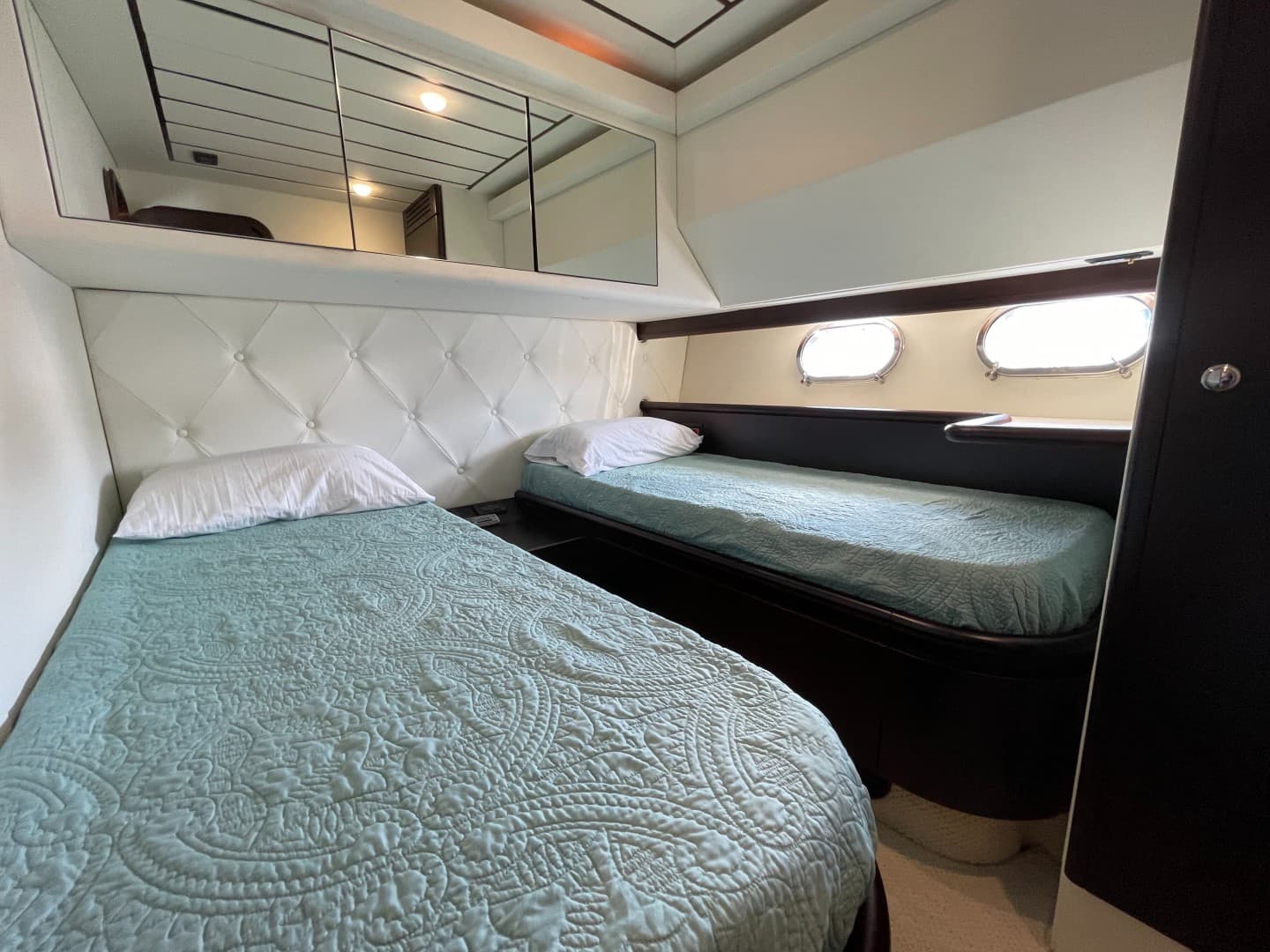 2001 Ferretti Yachts 680 — photo 27