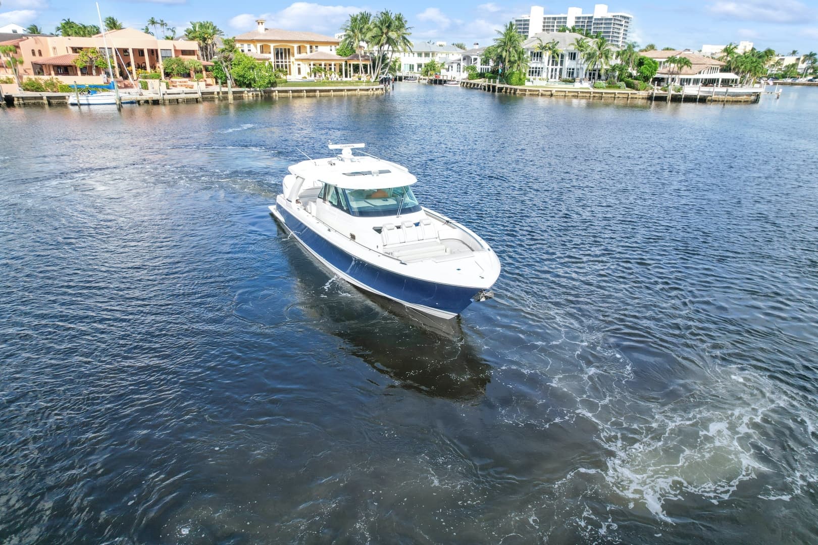 2022 Tiara Yachts — photo 2