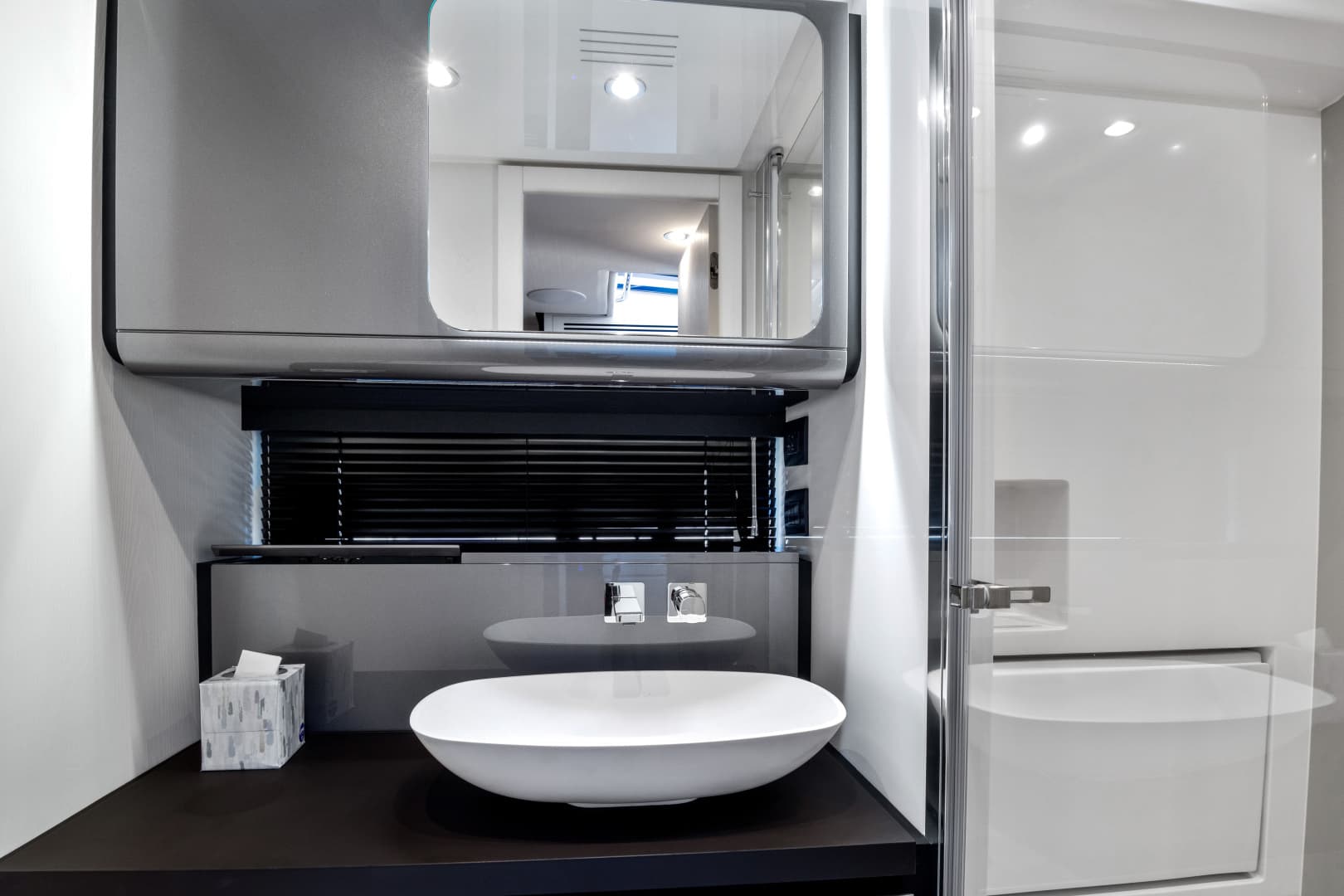 2022 Azimut Verde 47 — photo 27