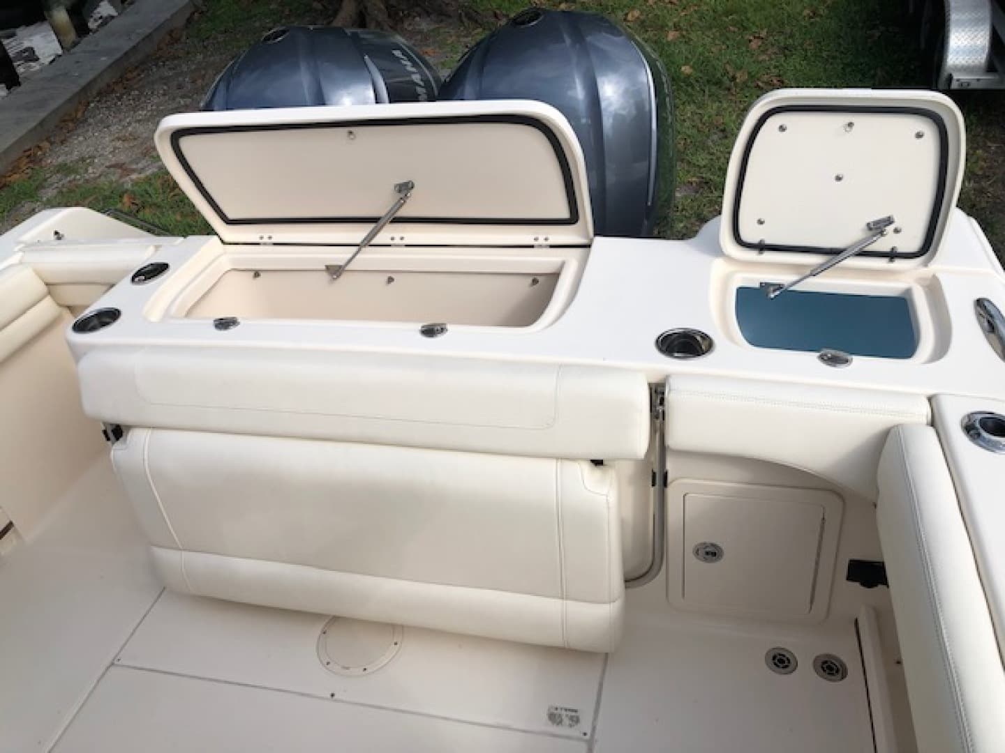 2018 Grady-White Canyon 271 — photo 24