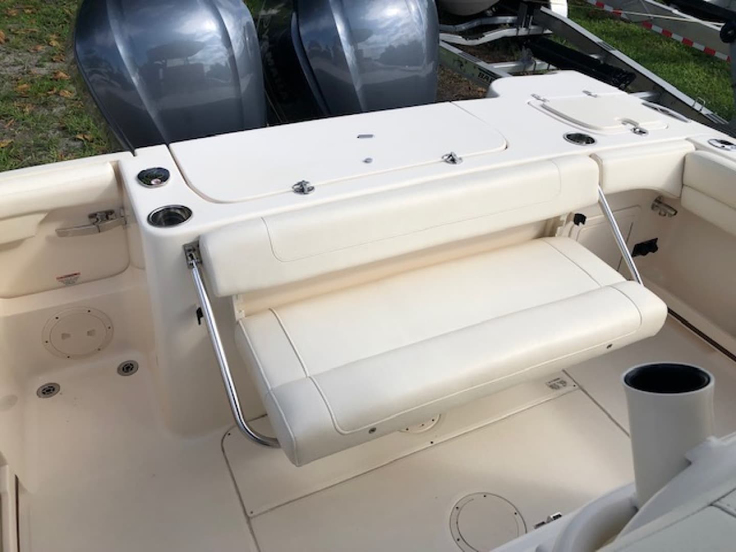 2018 Grady-White Canyon 271 — photo 22