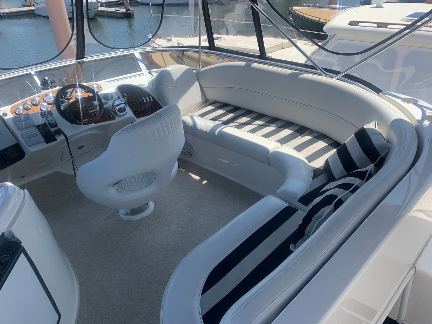 2007 Meridian 459 — photo 10